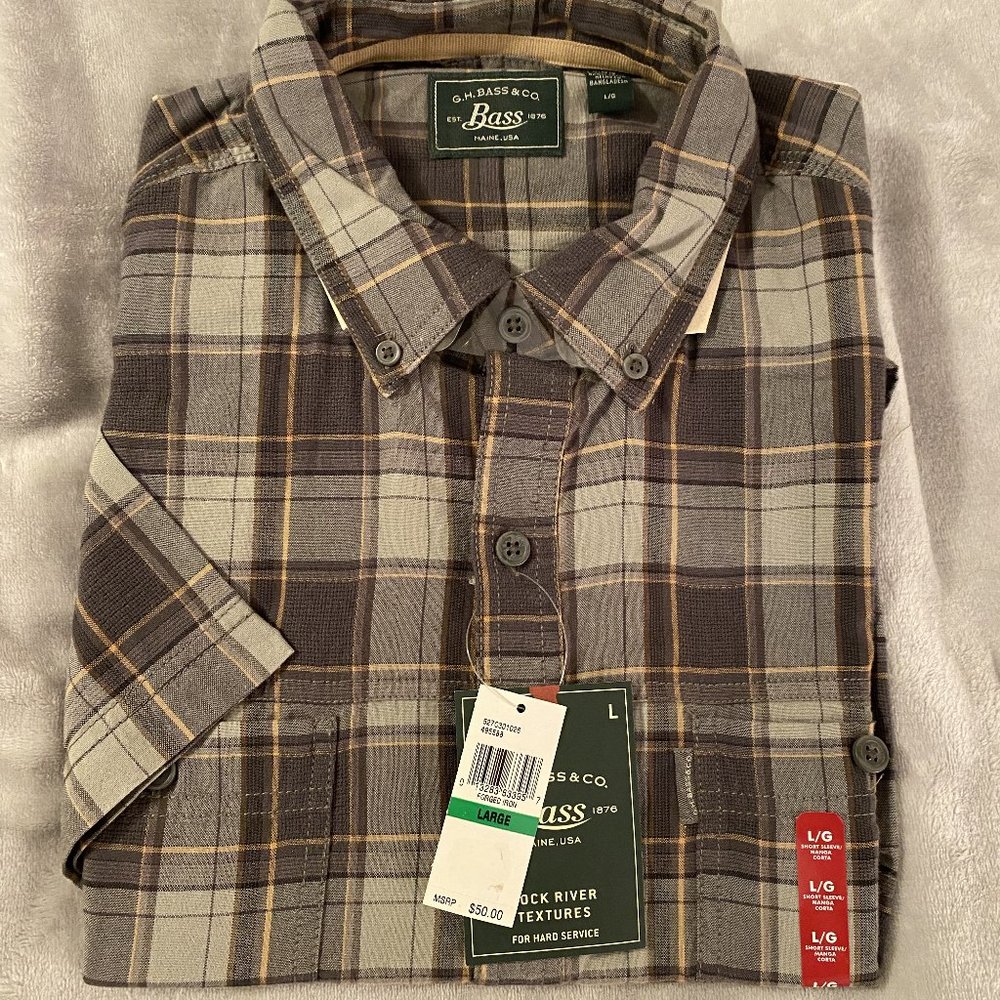 Bass short sleeve Men's button down plaid shirt (*NWT)